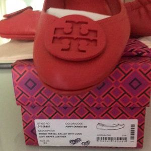 Tory Burch flats 9.5, poppy orange, euc